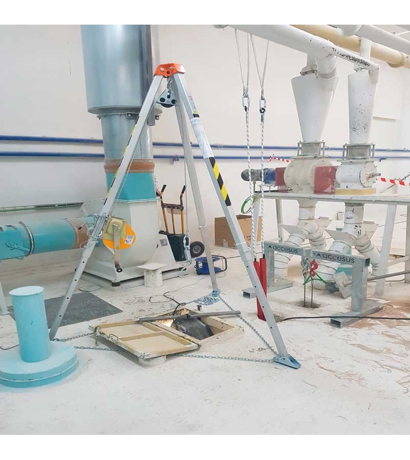 TRÍPODE PARA ESPACIOS CONFINADOS TRI 9. ACCESUS