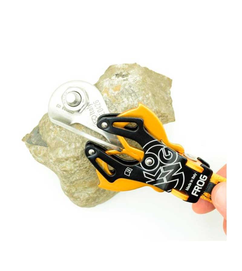 MOSQUETON ALUMINIO CON ESLINGA