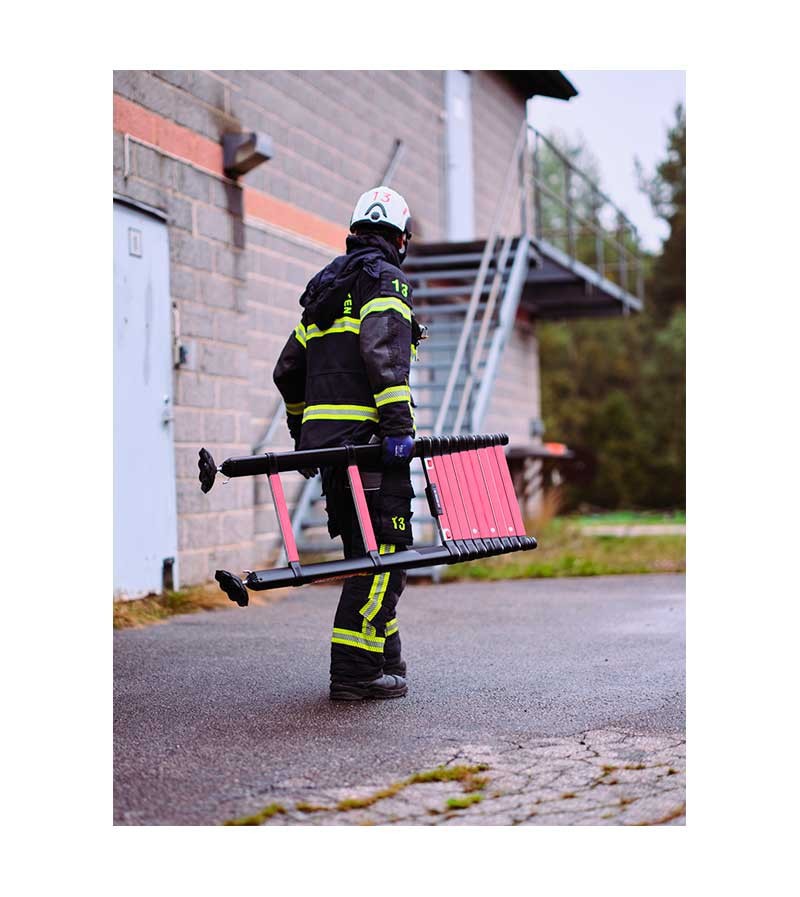 ESCALERA PARA CUERPOS DEL ESTADO
