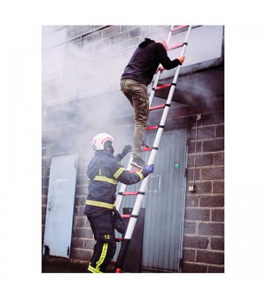 ESCALERA PARA TRES PERSONAS
